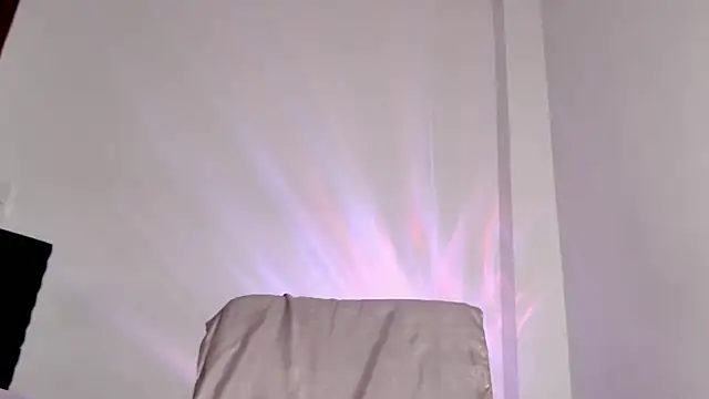 Snapshot of caarlywhitee chatting on 22, 11, 2025 caarlywhitee online show from 22, 11, 2025