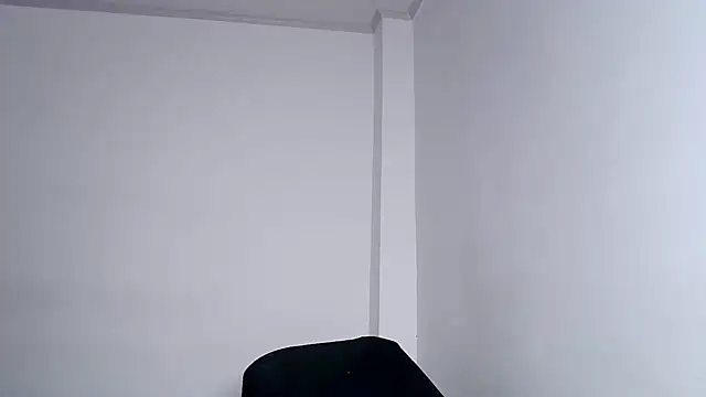 caarlywhitee online show from 7, 6, 2026