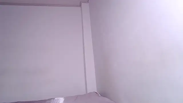 caarlywhitee online show from 17, 7, 2026