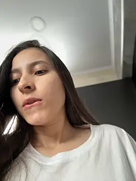 LittleDoll    online show from 25, 10, 2025