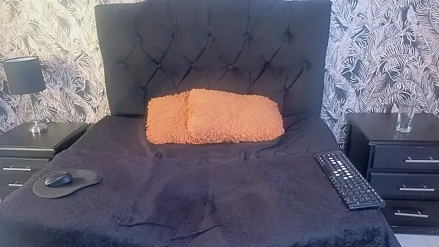 Agata-Moon online show from 25, 3, 2026