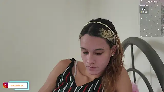 Snapshot of SamanthaWatson chatting on 4, 11, 2025 SamanthaWatson online show from 4, 11, 2025