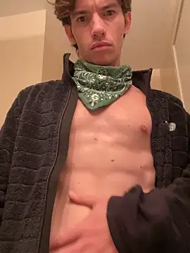 Snapshot of HeyDaddy92 chatting on 25, 10, 2025 HeyDaddy92 online show from 25, 10, 2025