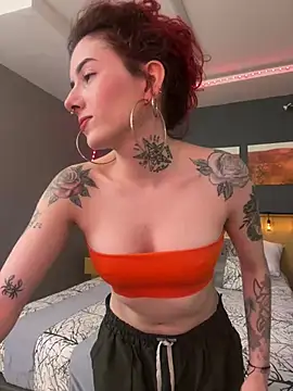 LiliJones  online show from 18, 1, 2025