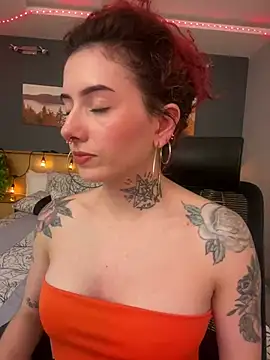 LiliJones  online show from 18, 1, 2025