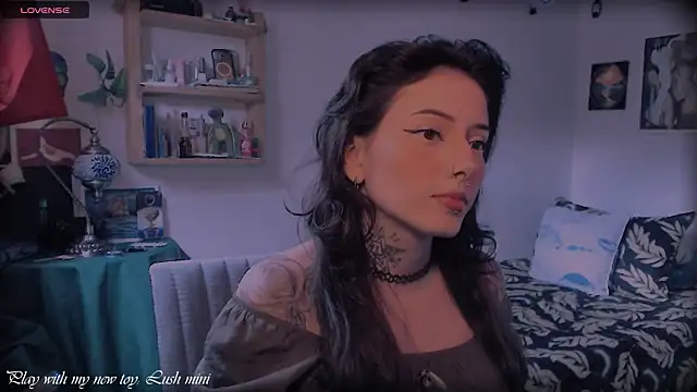 Snapshot of LiliJones_ chatting on 1, 3, 2026 LiliJones online show from 1, 3, 2026