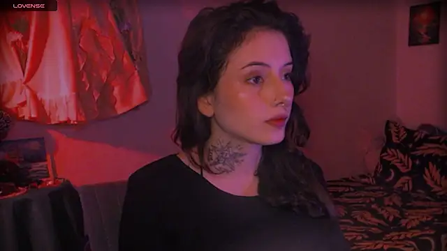 Snapshot of LiliJones_ chatting on 27, 3, 2026 LiliJones online show from 27, 3, 2026