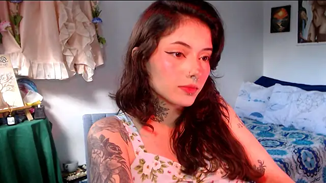 LiliJones  online show from 10, 5, 2026