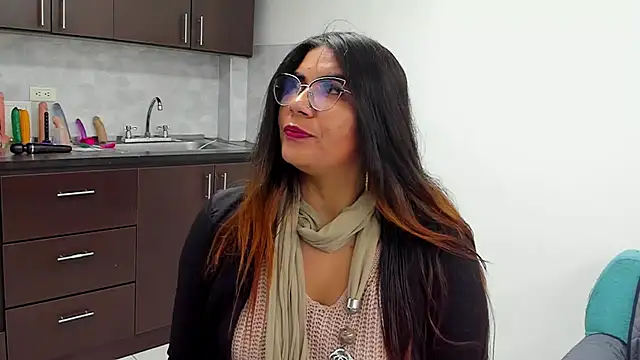 Luna Dumont online show from 23, 1, 2025
