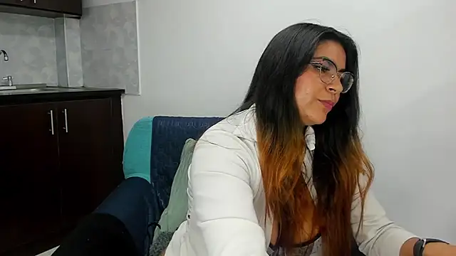Luna Dumont online show from 13, 2, 2025