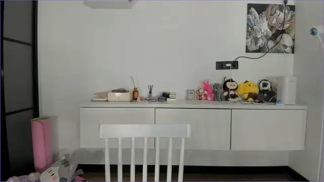 Snapshot of kokyokka_v chatting on 15, 12, 2025 kokyokka v online show from 15, 12, 2025