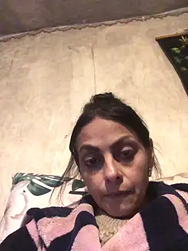 Snapshot of ChantalXOrchid chatting on 5, 4, 2026 ChantalXOrchid online show from 5, 4, 2026