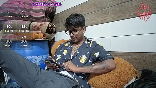 just fucks online show from 28, 7, 2026