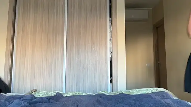 Snapshot of naughtyhollyxxxx chatting on 24, 10, 2025 naughtyhollyxxxx online show from 24, 10, 2025