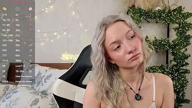 IdaValenti online show from 19, 6, 2026