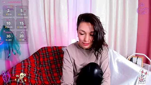jessica tiny online show from 13, 5, 2026