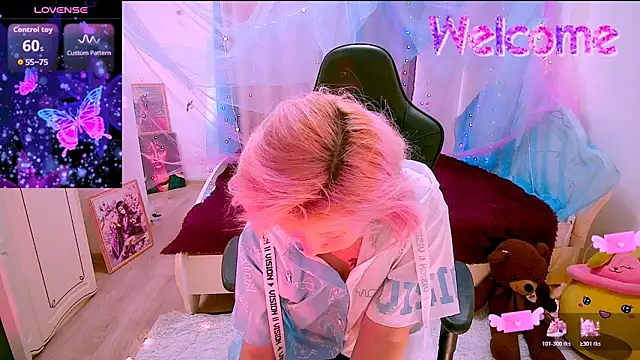 Akemilun online show from 28, 11, 2025