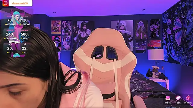 LanaKyutt online show from 10, 10, 2025