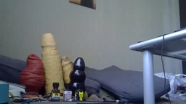 Snapshot of FISTCAMM chatting on 9, 9, 2025 FISTCAMM online show from 9, 9, 2025