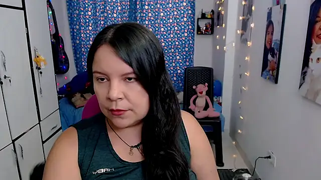 Snapshot of claryssa_ chatting on 9, 10, 2025 claryssa online show from 9, 10, 2025