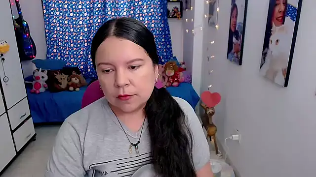 Snapshot of claryssa_ chatting on 9, 3, 2026 claryssa online show from 9, 3, 2026