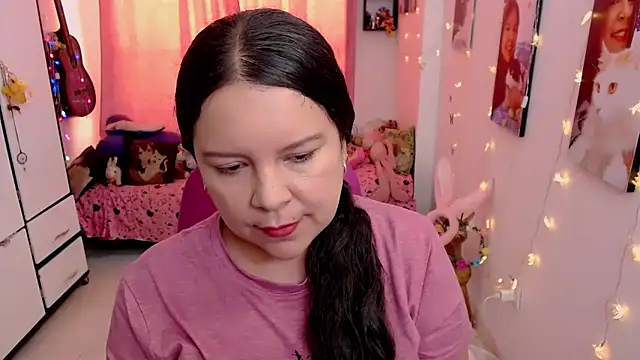 Snapshot of claryssa_ chatting on 24, 4, 2026 claryssa online show from 24, 4, 2026