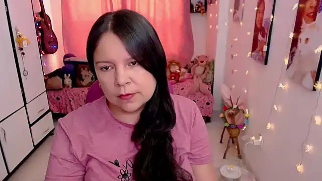 Snapshot of claryssa_ chatting on 30, 4, 2026 claryssa online show from 30, 4, 2026