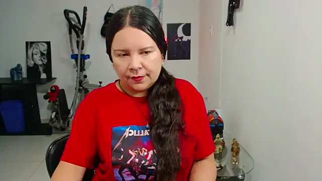 Snapshot of claryssa_ chatting on 30, 5, 2026 claryssa online show from 30, 5, 2026