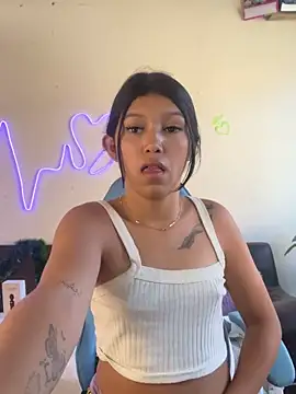 emily rosse04 online show from 18, 12, 2024