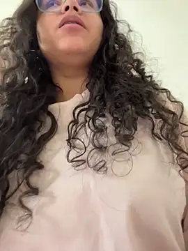 Snapshot of CurlyGirl_1 chatting on 9, 3, 2025 CurlyGirl 1 online show from 9, 3, 2025