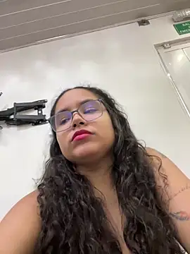Snapshot of CurlyGirl_1 chatting on 15, 3, 2025 CurlyGirl 1 online show from 15, 3, 2025