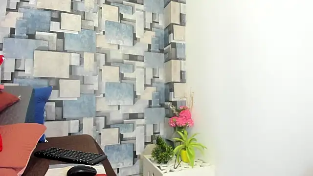 angel dthroatt online show from 20, 6, 2026