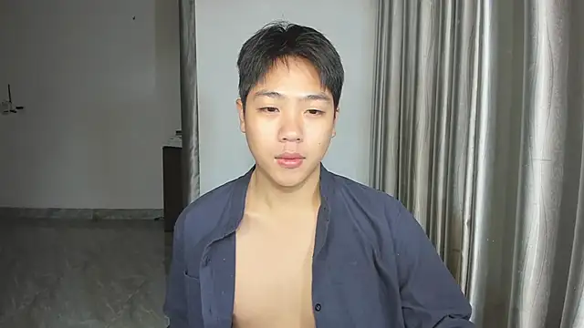 Snapshot of Oliver_Nl chatting on 17, 2, 2025 Oliver Nl online show from 17, 2, 2025