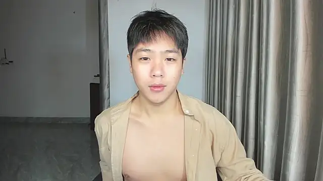 Snapshot of Oliver_Nl chatting on 24, 2, 2025 Oliver Nl online show from 24, 2, 2025