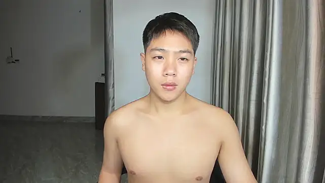 Snapshot of Oliver_Nl chatting on 5, 3, 2025 Oliver Nl online show from 5, 3, 2025