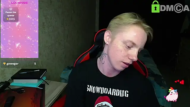 Alexis Gordon online show from 20, 9, 2025