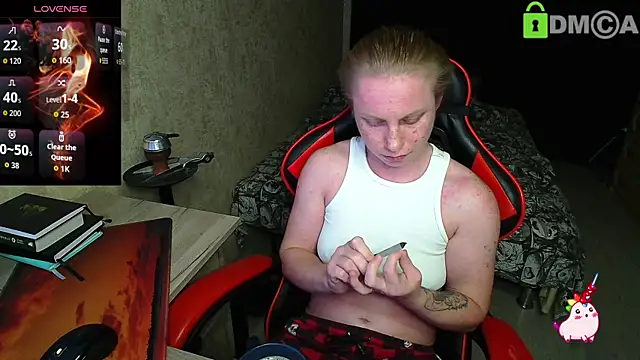 Alexis Gordon online show from 3, 10, 2025