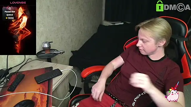 Alexis Gordon online show from 13, 10, 2025