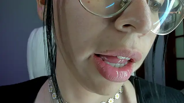 Snapshot of Katty_mouth chatting on 12, 2, 2025 Katty mouth online show from 12, 2, 2025