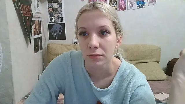 Snapshot of -GoldenGirl- chatting on 25, 1, 2025 -GoldenGirl- online show from 25, 1, 2025