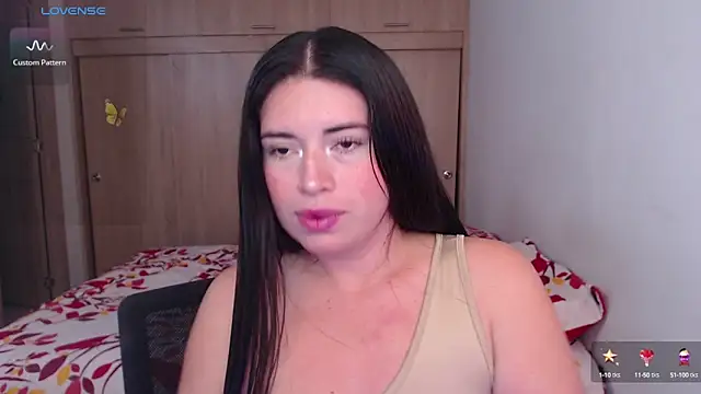 Snapshot of Brenda_es chatting on 8, 3, 2025 Brenda es online show from 8, 3, 2025
