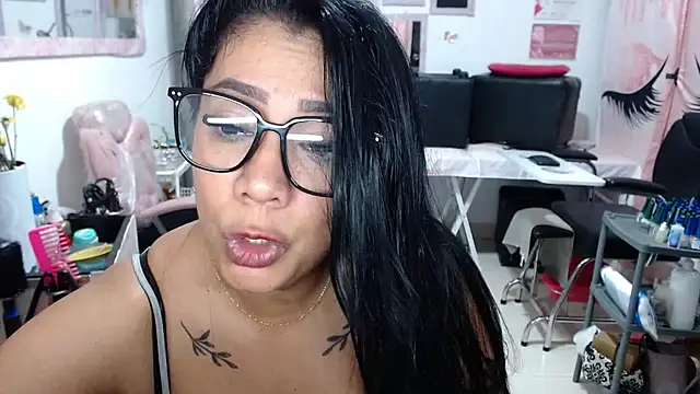 Snapshot of titsbiglovers chatting on 22, 9, 2025 titsbiglovers online show from 22, 9, 2025