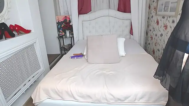 AmiHotGranny online show from 5, 3, 2026