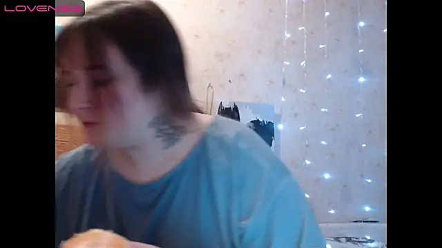 Snapshot of Light_Luna chatting on 13, 12, 2024 Light Luna online show from 13, 12, 2024