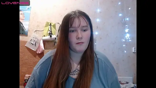 Snapshot of Light_Luna chatting on 15, 12, 2024 Light Luna online show from 15, 12, 2024