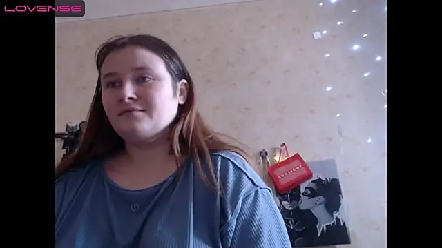 Snapshot of Light_Luna chatting on 25, 12, 2024 Light Luna online show from 25, 12, 2024