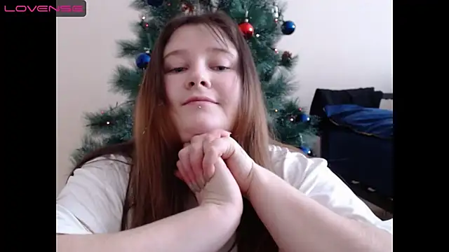 Snapshot of Light_Luna chatting on 2, 1, 2025 Light Luna online show from 2, 1, 2025