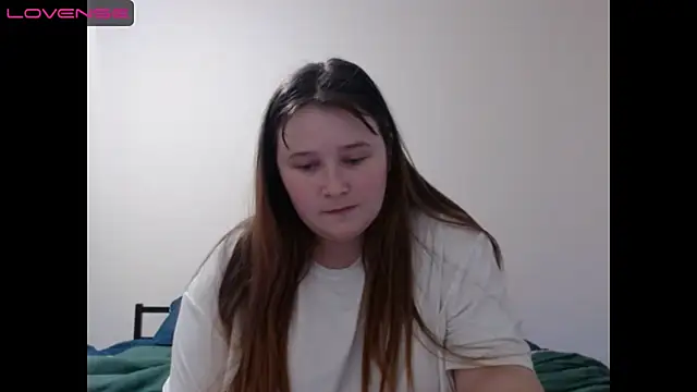 Snapshot of Light_Luna chatting on 3, 1, 2025 Light Luna online show from 3, 1, 2025