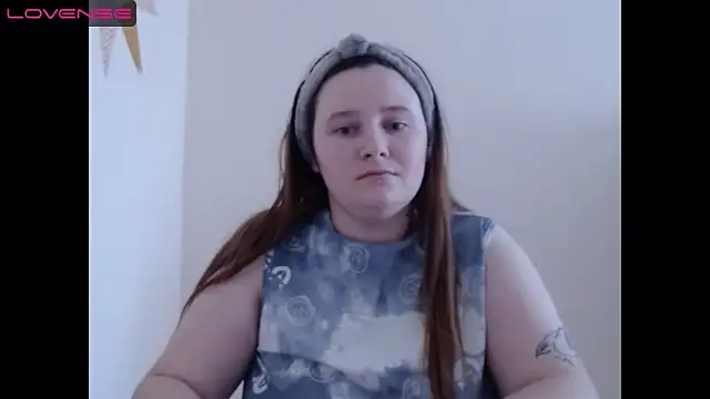 Snapshot of Light_Luna chatting on 8, 1, 2025 Light Luna online show from 8, 1, 2025