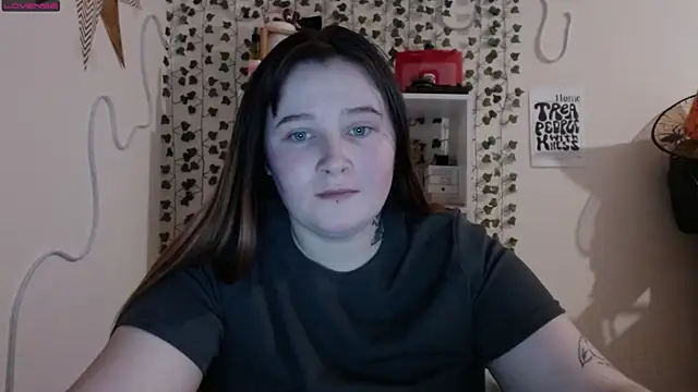 Snapshot of Light_Luna chatting on 24, 1, 2025 Light Luna online show from 24, 1, 2025